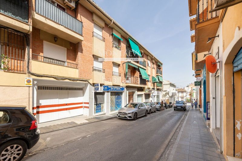 Foto dbb132d9-d3b0-4a3b-8dfd-b989459ac290. Pis amb aparcament a La Zubia Ciudad Zubia (La)
