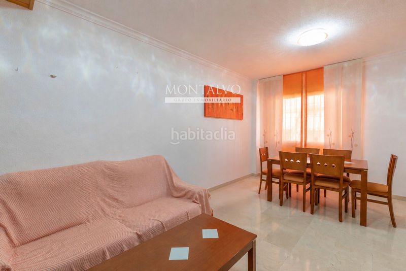 Foto 68f47bb1-f0e2-4be6-846a-dc18e1239198. Casa adossada amb aparcament a Atarfe