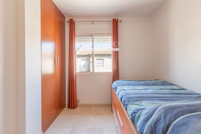 Foto af0ac084-978e-4f51-a8b0-dfdf0c6d299d. Casa adossada amb aparcament a Atarfe