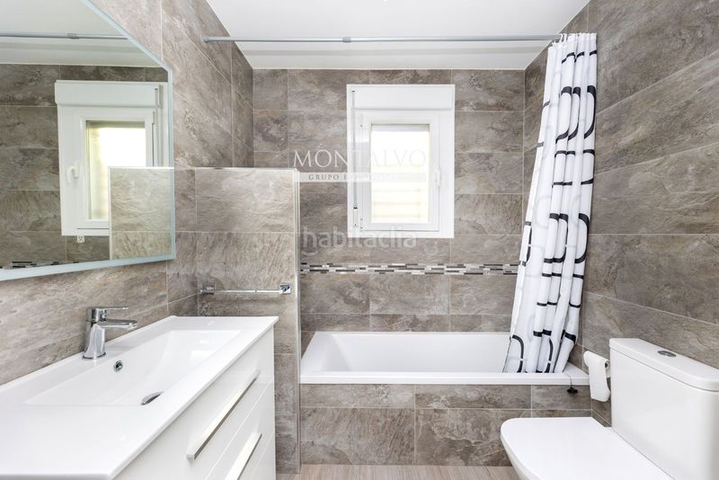 Foto d8f27227-ac1c-4c38-84f1-13e631811585. Casa en de illora (nue) 69 oasis en casanueva planta baja con piscina en Pinos Puente