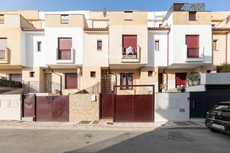 Foto 3829aa9f-f009-4207-a436-4d5b64a09b54. Casa a del albero 31 a Atarfe