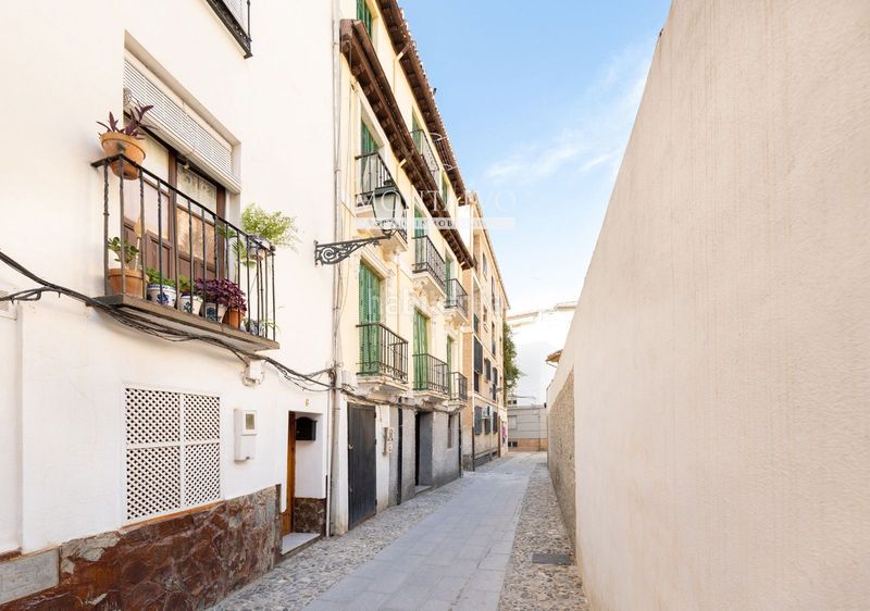 Foto cd9e5be2-6495-4e1c-9cca-19355f066134. Edifici a aguado 4 a San Matías - Realejo Granada