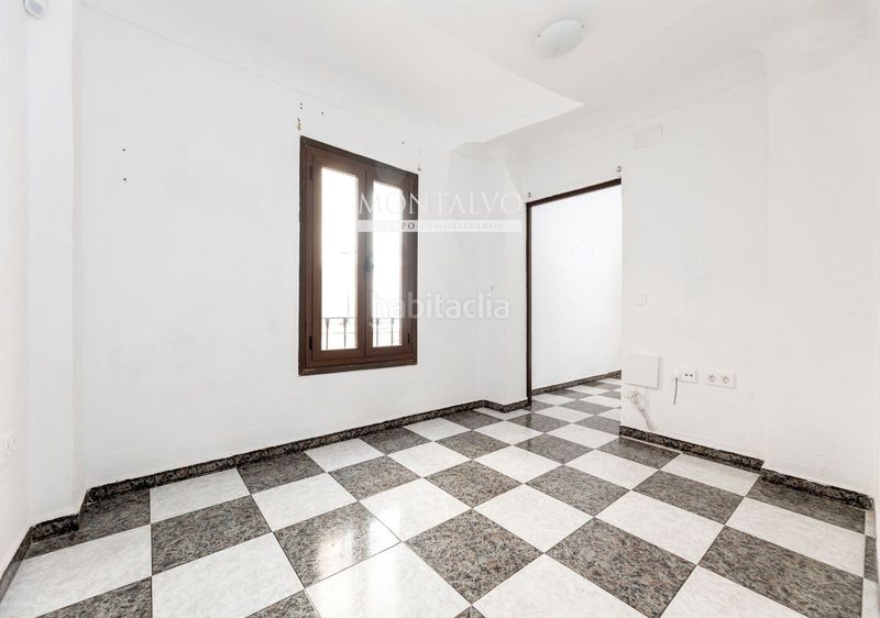 Foto f1d184f8-3c89-4ae3-8ff9-e3fbf6d4fe53. Edifici a aguado 4 a San Matías - Realejo Granada