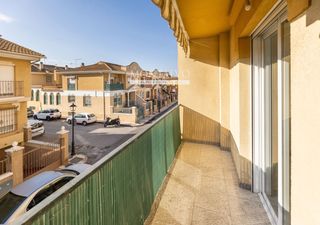 Affitto Appartamento  Viznar 5. Amplio piso exterior de 3 habitaciones con terraza y garaje en a