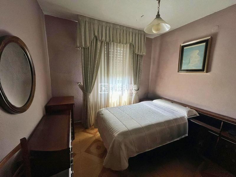 Foto 419c7a3a-827a-4fa5-b76e-a4029b39d7c4. Piso  a la venta en poblado de Orcasitas en Orcasitas Madrid