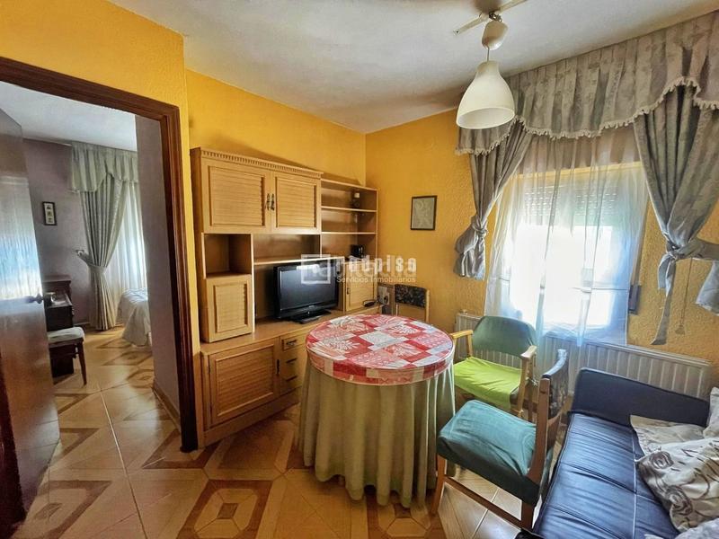 Foto 4bd446a1-4a77-4b86-854f-83e80d39b538. Piso  a la venta en poblado de Orcasitas en Orcasitas Madrid