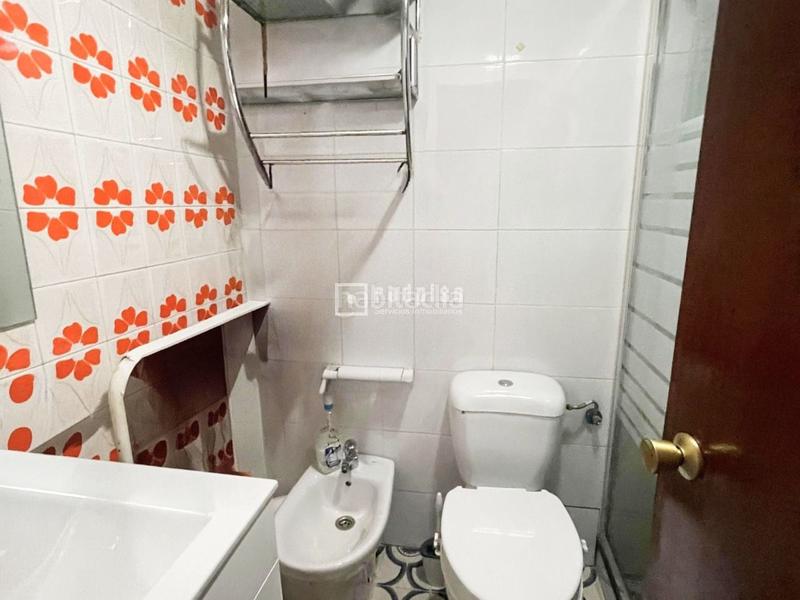 Foto 96cebf8e-d3b5-43e1-8053-761be7eadf38. Piso  a la venta en poblado de Orcasitas en Orcasitas Madrid