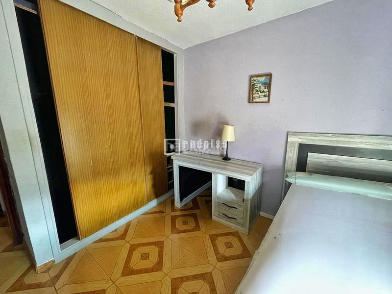 Foto bfa9423c-20e9-4f91-9f76-f4d25d3d2d0f. Piso  a la venta en poblado de Orcasitas en Orcasitas Madrid
