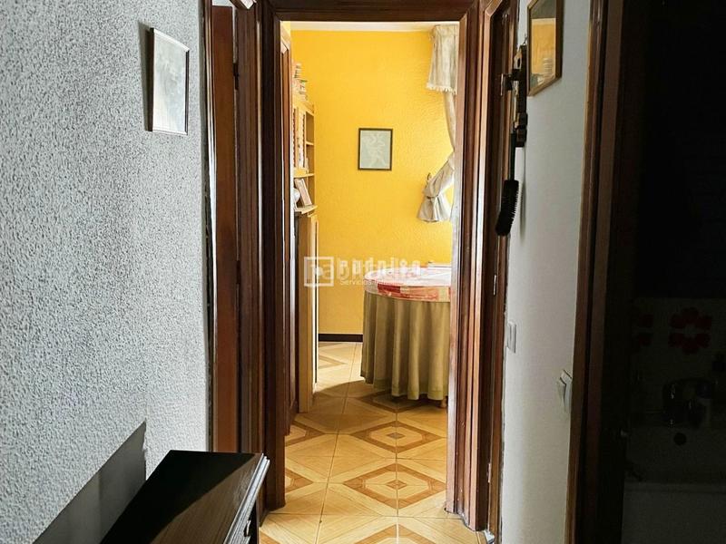 Foto ece1635b-8d41-4734-aefd-e705dd0f0033. Piso  a la venta en poblado de Orcasitas en Orcasitas Madrid