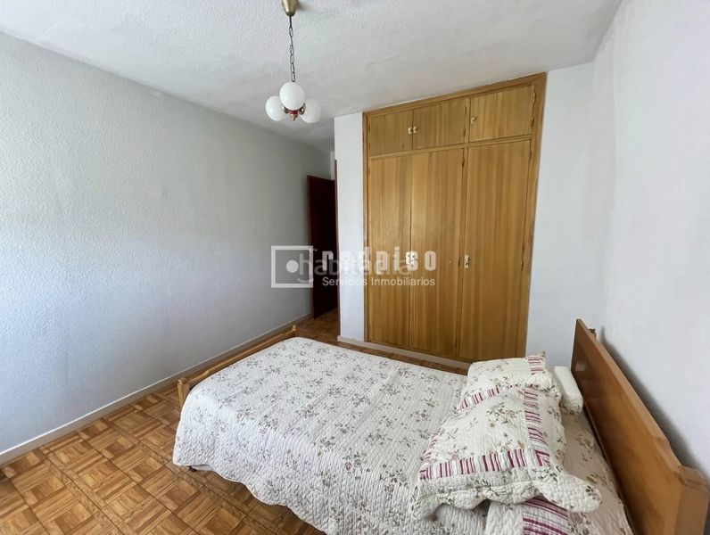 Foto ba11f40a-f01d-4a32-a527-8ccb95513fa8. Pis amb calefacció a Orcasitas Madrid