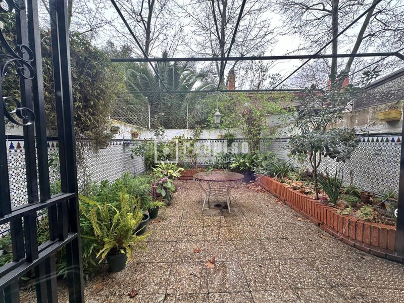 Foto 7872213a-652e-49e0-9f98-6d804e228262. Chalet avec chauffage dans Orcasitas Madrid