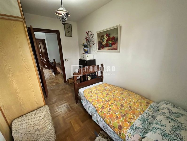 Foto 7a4723ad-18c1-4413-903b-b5da84eba53d. Chalet avec chauffage dans Orcasitas Madrid