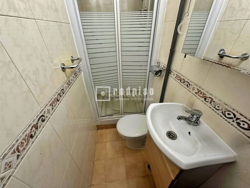Foto 7fb22ef0-f9bc-4dc4-b13c-dfceac91f08b. Chalet avec chauffage dans Orcasitas Madrid