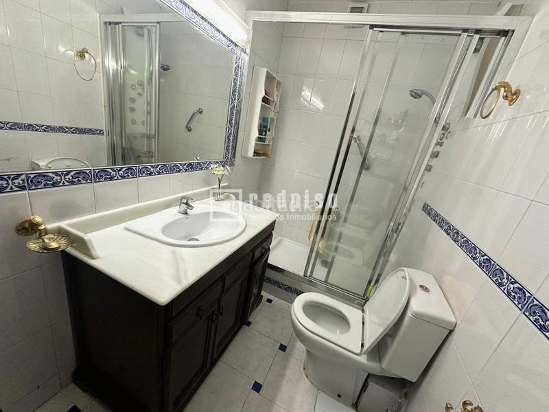 Foto e7943722-6f7f-4974-accc-0f4289f8267b. Chalet avec chauffage dans Orcasitas Madrid