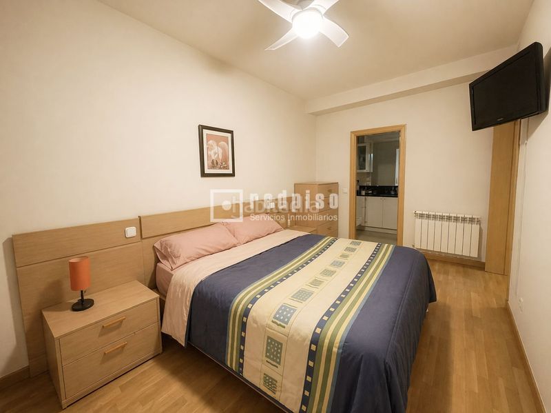 Foto f345870d-361e-49d0-9a29-9dd035dfd706. Pis amb calefacció aparcament piscina a Orcasitas Madrid