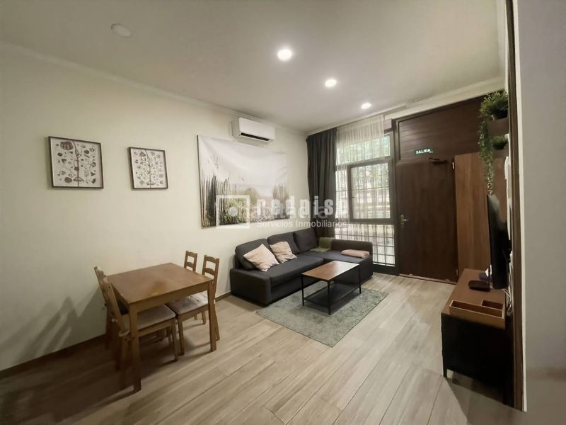 Foto eb7b07e9-6702-4805-be6a-c71b4b30dea8. Apartament a Orcasitas Madrid