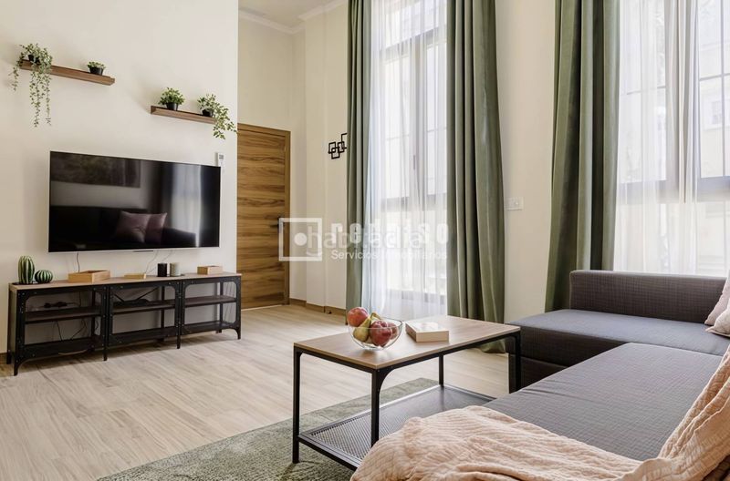 Foto b6ff4aa7-018f-4f35-b576-71e6bd6ba471. Estudi a Orcasitas Madrid
