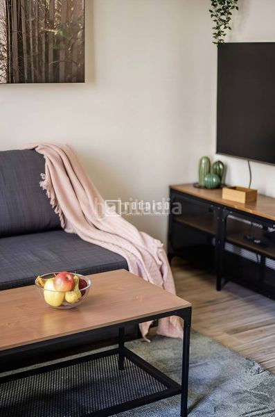 Foto 4ffe992b-9980-4456-b580-5a838766e6c4. Estudi a Orcasitas Madrid