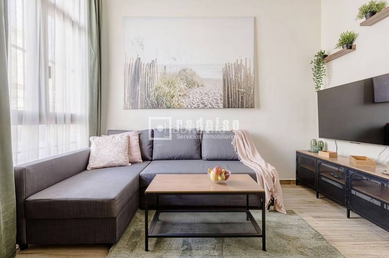 Foto 731e907b-e631-45d9-9ced-076f38310ea6. Estudi a Orcasitas Madrid