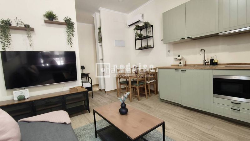 Foto a5a55ef2-6dd5-4181-9ec2-f752b78363b5. Estudi a Orcasitas Madrid