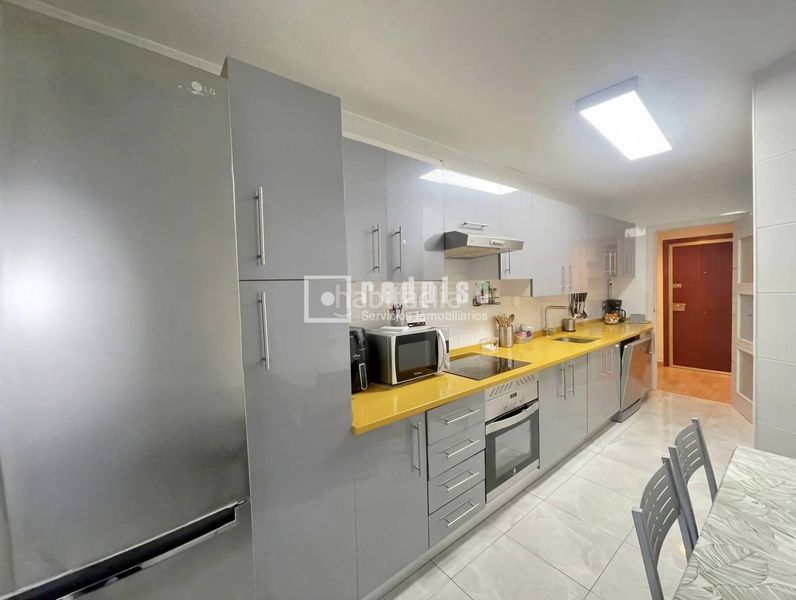 Foto 2b646cf8-f138-411a-864f-22a327d80b65. Pis a Orcasitas Madrid