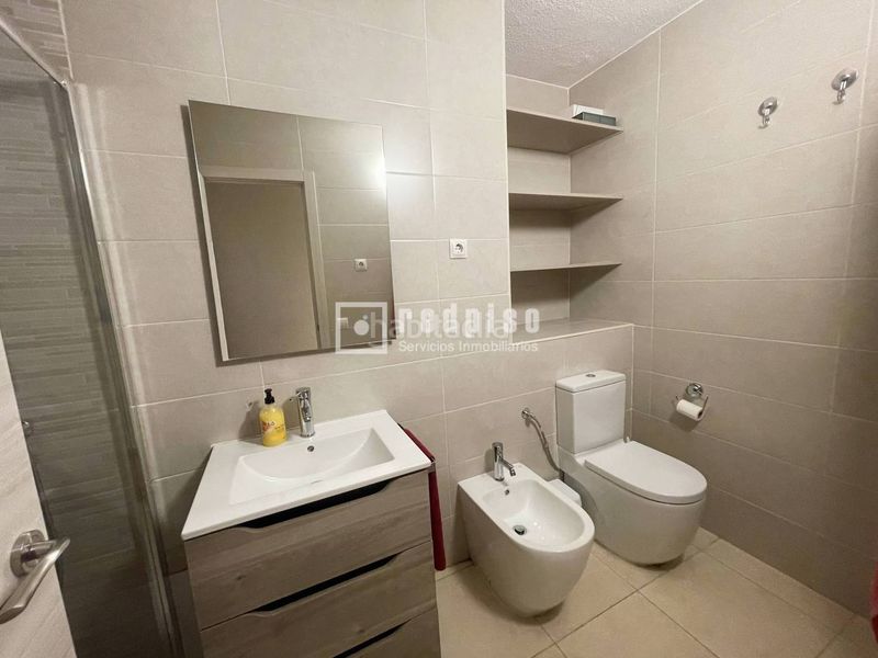 Foto d4def9de-24c6-4696-92a7-3e80dec49447. Pis a Orcasitas Madrid