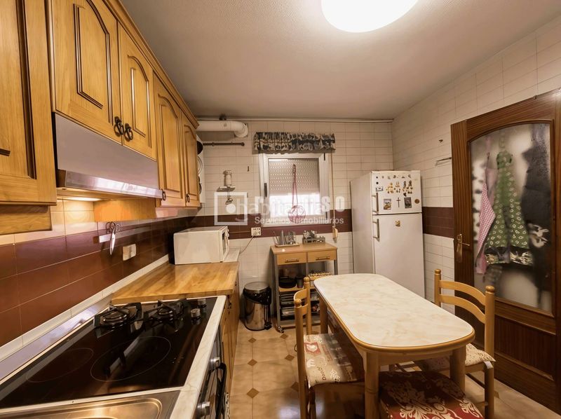 Foto 255e7e30-3ee1-41d7-a047-e4d834ce59b1. Xalet a Orcasitas Madrid