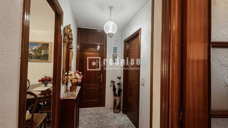 Foto d6286b55-0f45-4324-9d43-8f7e1d96105f. Pis amb calefacció a Orcasitas Madrid