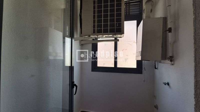 Foto dd81cb7d-ff22-4f98-af05-76580c1ae797. Pis amb calefacció aparcament piscina a Orcasitas Madrid