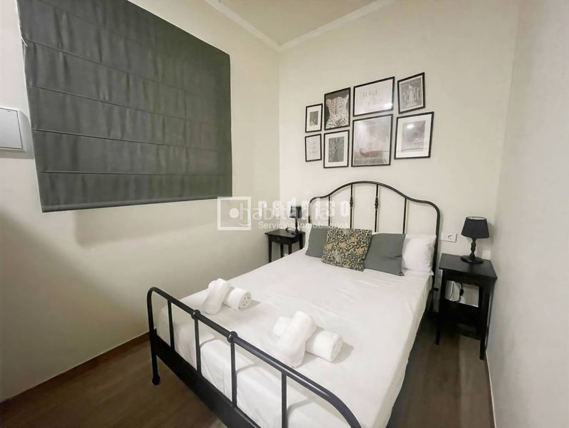 Foto f692d883-dcc3-4077-9b5d-19b4ce2e1ed8. Estudi a Orcasitas Madrid