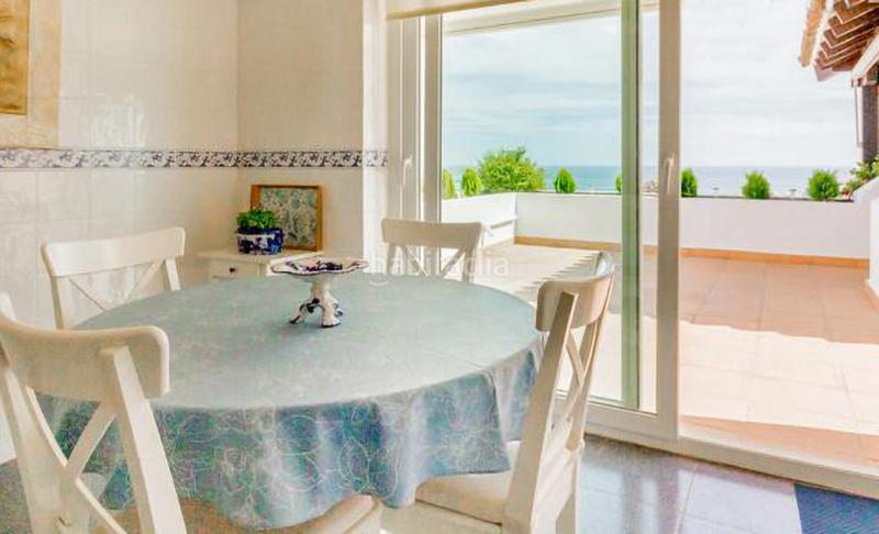 Foto 1175c1c5-adb4-4905-ba51-fc54be1f687e. Ático impresionante ático con vistas al mar único ! en Torremolinos
