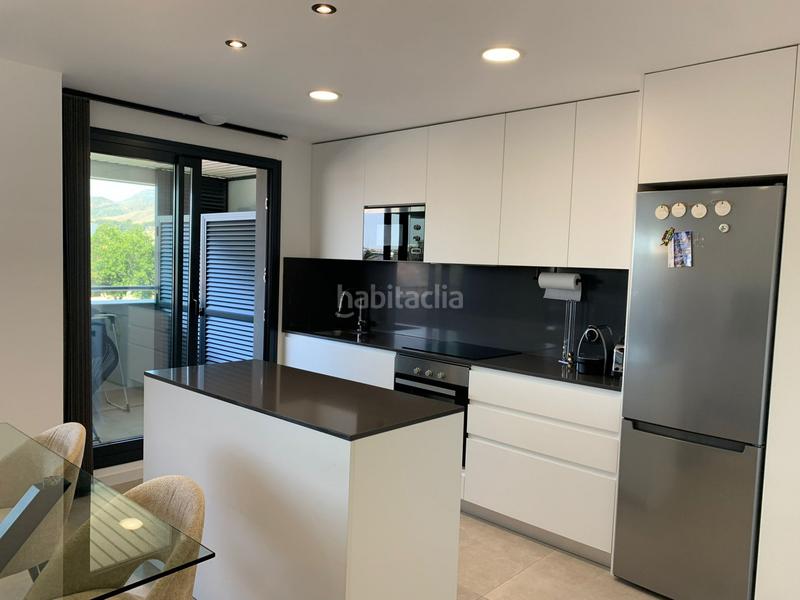 Foto ab28b0a7-88a5-456b-8ff1-8bd93d84338f. Alquiler apartamento piso en alquiler a estrenar con vistas al mar en Los Álamos en Torremolinos
