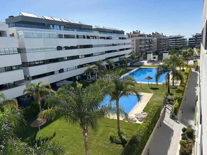 Foto 3d4005c8-17f2-400a-9c2d-ca7bd31f20f2. Miete appartement mit parking pool in Los Álamos Torremolinos