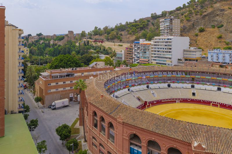 Foto ce57d076-7e1b-416b-b314-47ece820b8d1. Àtic amb aparcament a La Malagueta - Monte Sancha Málaga