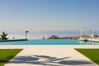 Alquiler Apartamento en Montealto - Monterrey. Piso de lujo en alquiler con vistas panorámicas al mar, benalmád