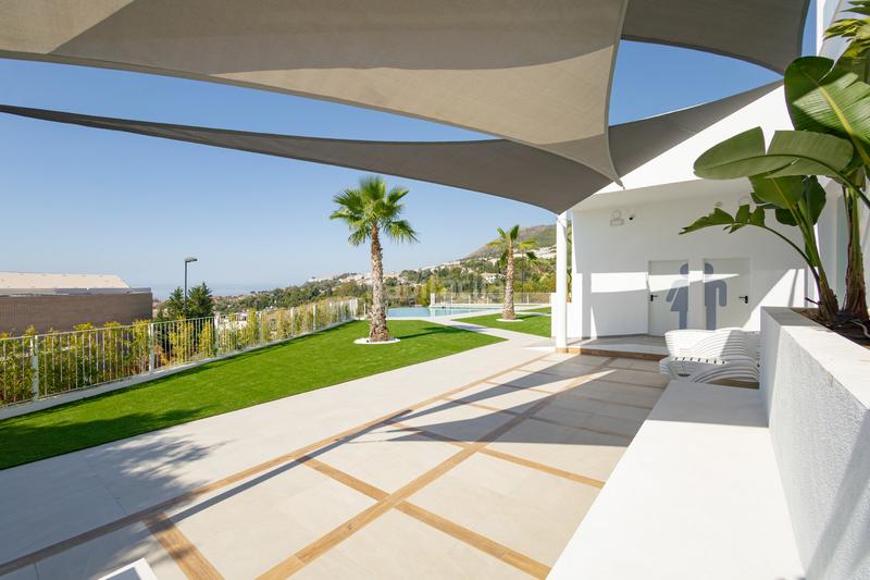 Foto a3c5f71c-3020-4ee7-907e-d780c2e0e4c8. Alquiler apartamento piso de lujo en alquiler con vistas panoramical al mar en benalmadena. en Benalmádena