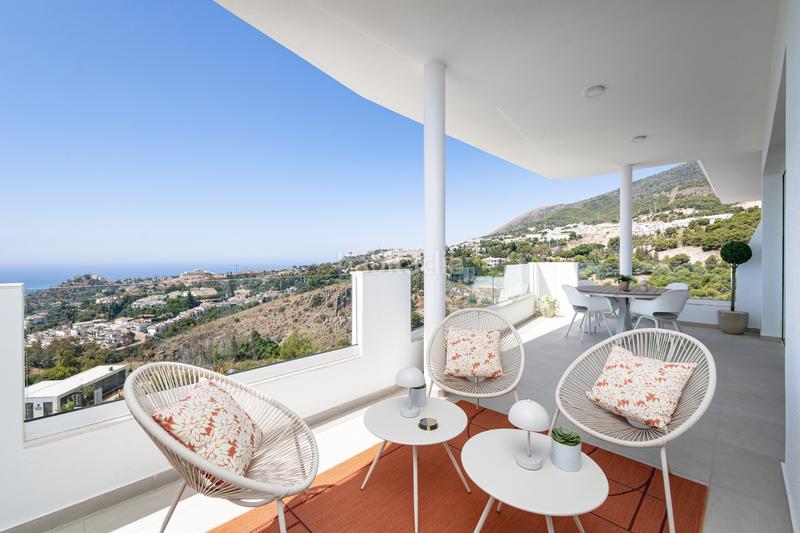 Foto d9a798f8-4274-4e30-8863-fe49cb04bd4b. Alquiler apartamento piso de lujo en alquiler con vistas panoramical al mar en benalmadena. en Benalmádena