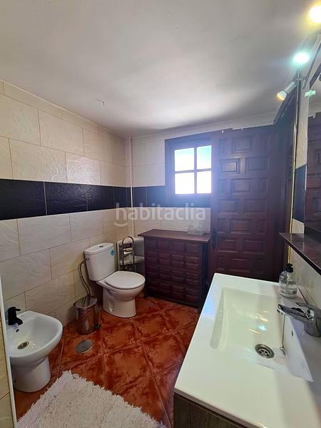 Foto eba6859d-f7dd-4cdf-aa2a-fb30d1c05921. Piso amplio piso reformado en el centro en El Bajondillo Torremolinos