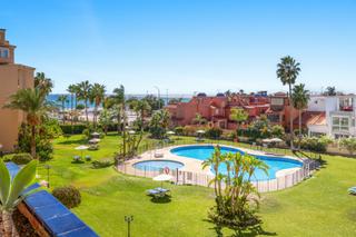 Apartament a Los Álamos. Primera línea de playa en los álamos, torremolinos!