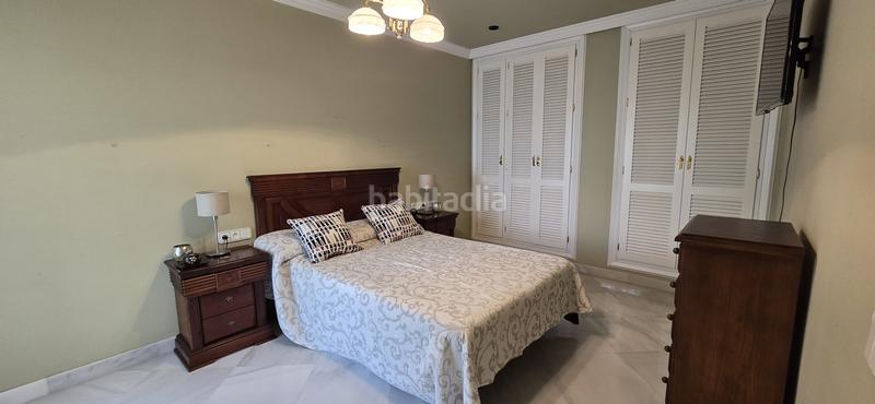 Foto 373a86bf-5cad-4369-853c-2d3ea6aec0e9. Lloguer apartament amb calefacció aparcament piscina a Torremolinos