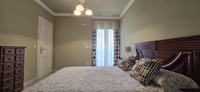 Foto b1edda00-3361-4293-80df-dc9435d2a5bc. Lloguer apartament amb calefacció aparcament piscina a Torremolinos