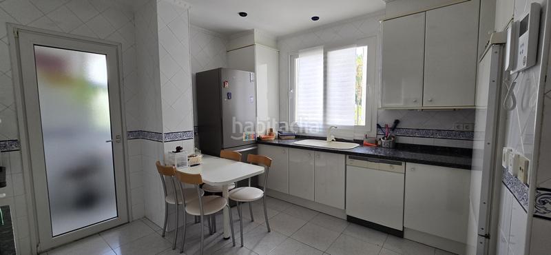 Foto dfeb1335-11d5-4d98-8180-cc612e4bc90c. Lloguer apartament amb calefacció aparcament piscina a Torremolinos