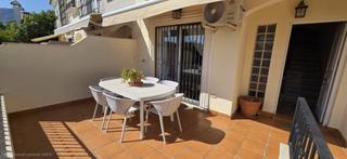 Maison jumelée à La Colina. Exclusiva casa adosada en primera línea de golf en la colina, to