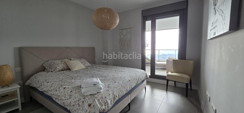 Foto 32e0bb46-eb3d-4568-8e39-a8e50c52ecac. Alquiler piso magnífico piso con vistas fantásticas al mar, en Benalmádena