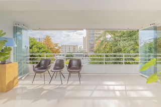 Etagenwohnung en Transversal 1. Quieres vivir a 1 minuto de la playa?