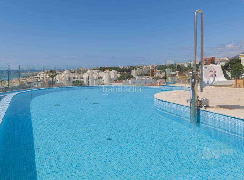 Foto 8a1a34ad-932d-413a-ac6e-f931bb4e7e4a. Àtic amb calefacció aparcament piscina a El Bajondillo Torremolinos