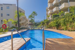 Apartment in Hiedra-ur elviria 6. Maravilloso apartamento reformado con vistas al mar y a la monta