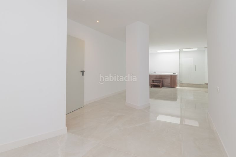 Foto dedc8648-a907-419d-989a-a41b67355c8a. Planta baixa amb piscina a La Carihuela - Los Nidos Torremolinos