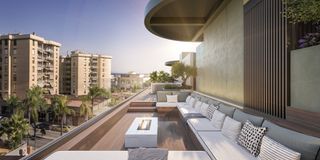 Penthouse in El Bajondillo. Atico de obra nueva en pleno centro torremolinos