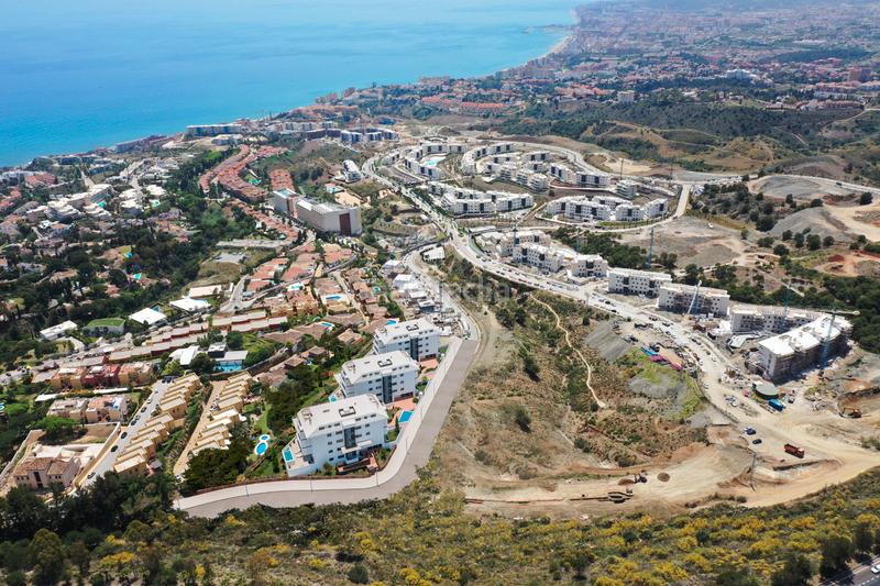 Foto f783475c-aa2a-4158-b64e-3ebbfb71a553. Promoción AURA HIGUERÓN · La última oportunidad de vivir con las mejores vistas de El Higuerón en Benalmádena. Edificio viviendas de obra nueva